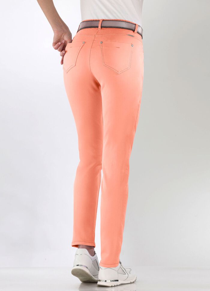 Magic-Jeans mit hohem Stretchanteil 