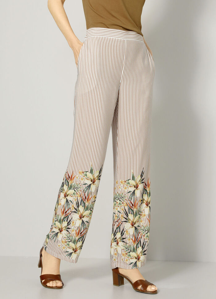 Hose mit foraler Dessinierung 