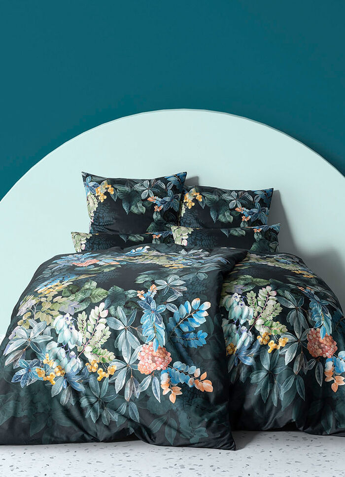 Bettwäsche-Garnitur mit floralem Dessin 