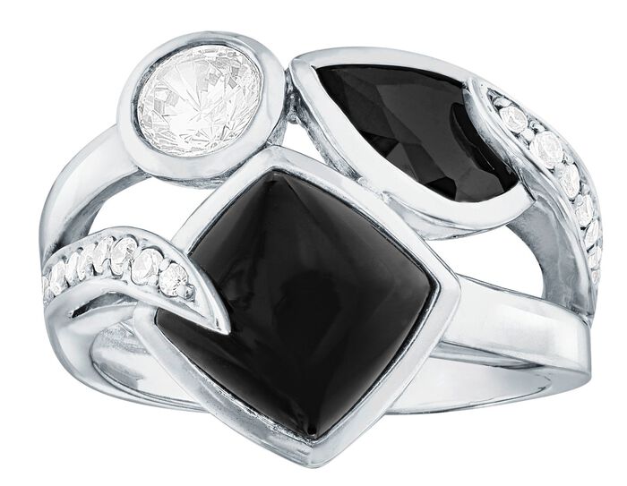 Massiver Damenring mit Onyx 