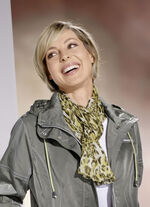 Schal mit Raubtierfell-Dessin 