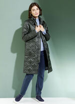 Steppmantel mit interessantem Zwiebelstepp 