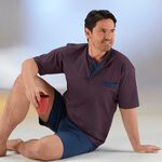 Shorty mit Knopfleiste und Brusttasche 