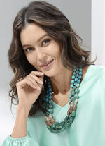 Entdecken Sie zeitlose Eleganz mit dieser 3-reihigen Halskette 