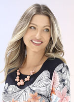 H&uuml;bsche Halskette mit pfirsichfarbenen Kugeln 