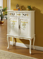 Teilmassive M&ouml;belserie mit kunstvollen Holzverzierungen WEISS