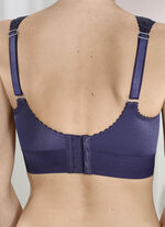 BH mit Elastikspitze im Vorderteil 