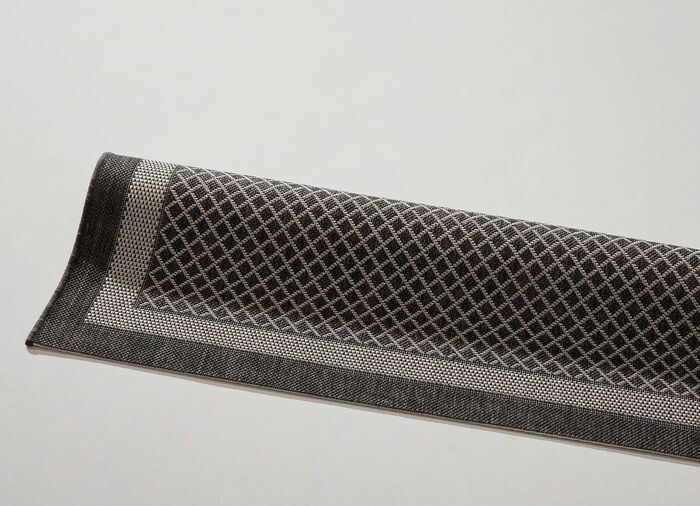 Angenehm flache Br&uuml;cken und Teppiche in Sisaloptik 