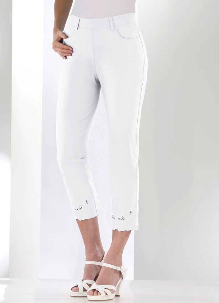 Hose mit floralen Lochstickereien 