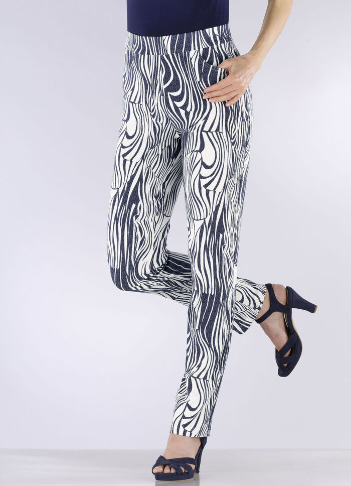 Hose in ausdrucksstarker Dessinierung 