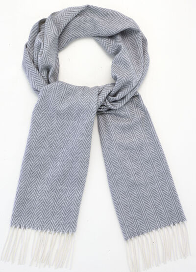 Schal mit Fischgratdessin 