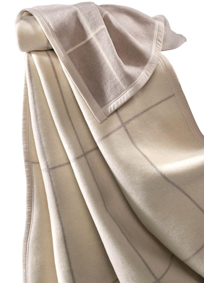 Ganzjahres-Wolldecke 