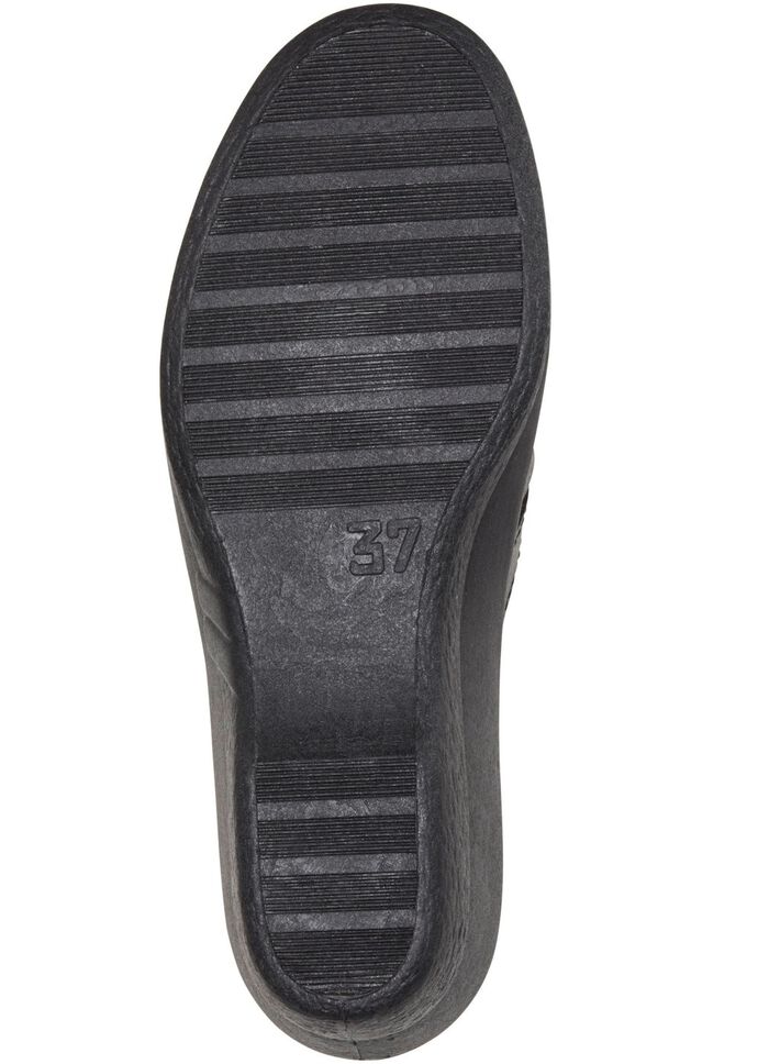 Pantolette mit Zierlochung 