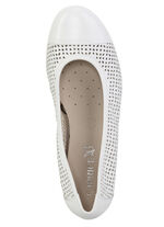 Caprice, sommerliche Damen-Ballerinas, Weite G, mit Gummizug WEISS