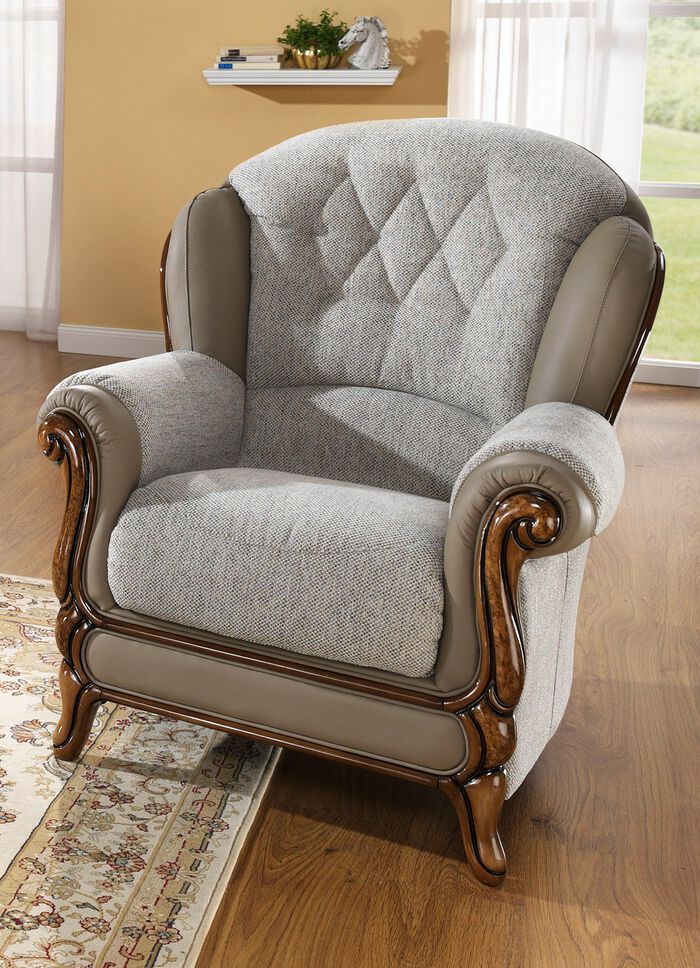 Polsterm&ouml;bel mit edlen Holzchatosen TAUPE