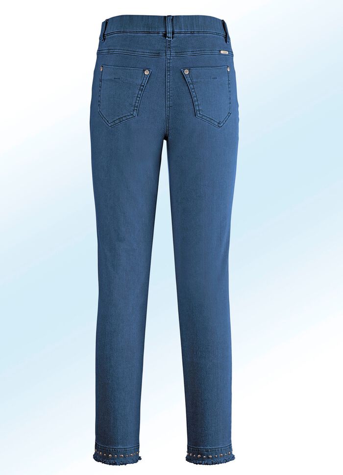 Magic-Jeans mit toller Nietenzier sowie angesagtem Fransensaum 