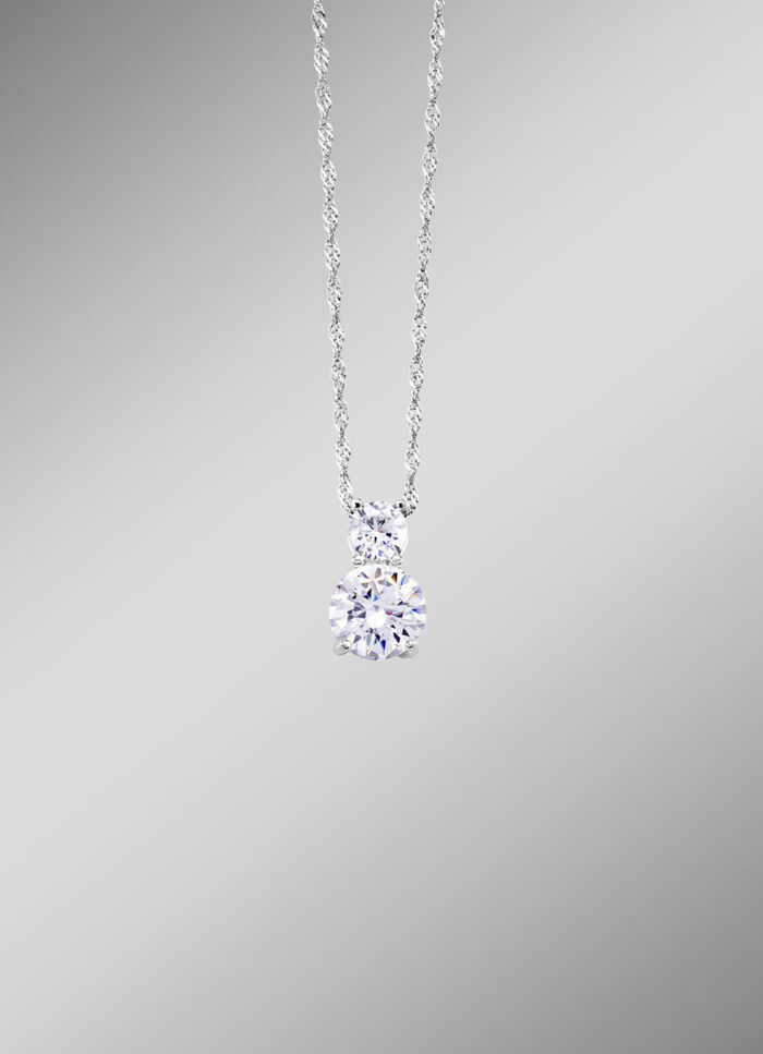 Anh&auml;nger mit Kristallsteinen und Singapurkette 