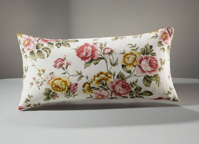 Tagesdecke mit Karosteppung und Kissenbezüge GELB