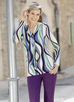 Shirt mit interessanter Ausschnittverarbeitung  