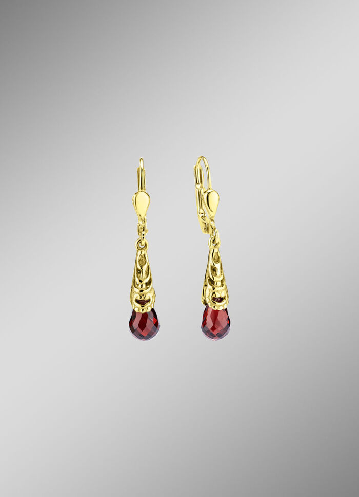 Filigrane, tropfenförmige Ohrringe  