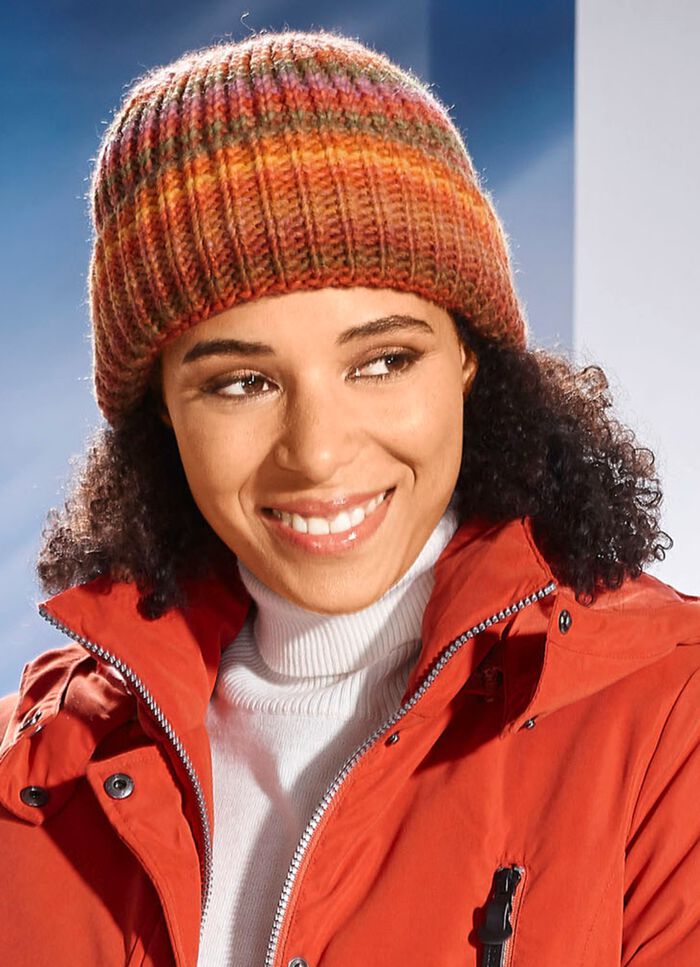 Grobstrick-M&uuml;tze in interessantem Dessin 