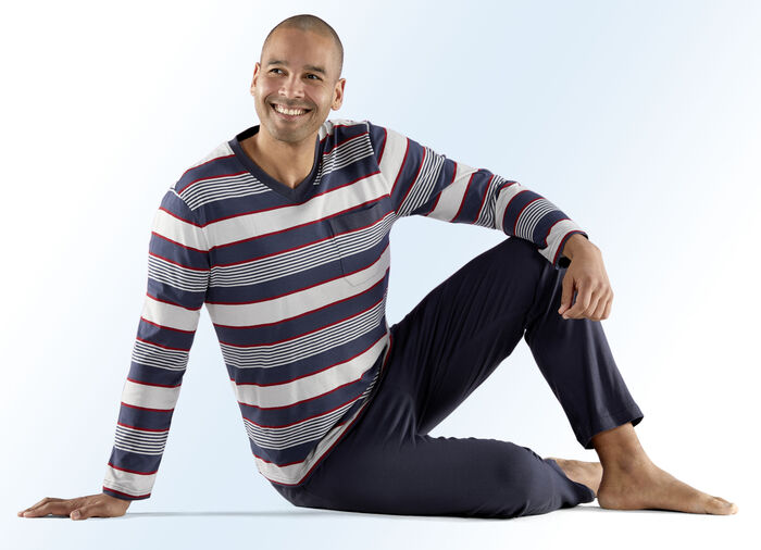 Zweierpack Schlafanz&uuml;ge mit V-Ausschnitt, Brusttasche, garngef&auml;rbtem Ringeldessin 