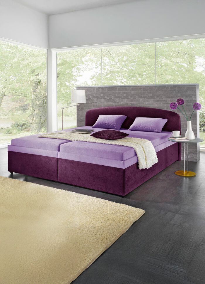 Polsterbett mit ger&auml;umigen Bettkasten 