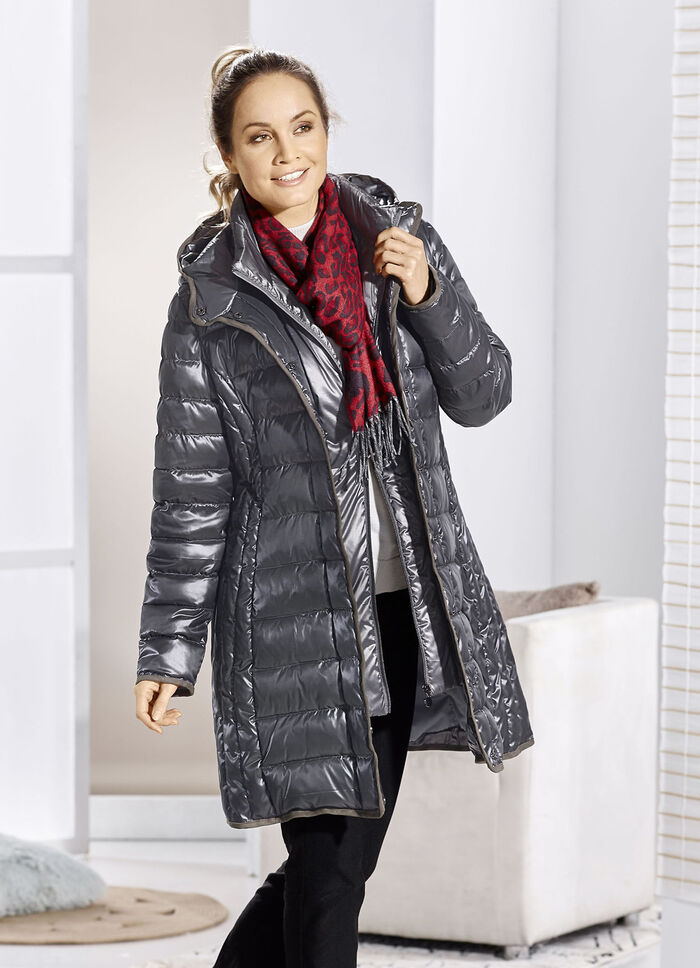 Kurzmantel mit seitlicher L&auml;ngssteppung 