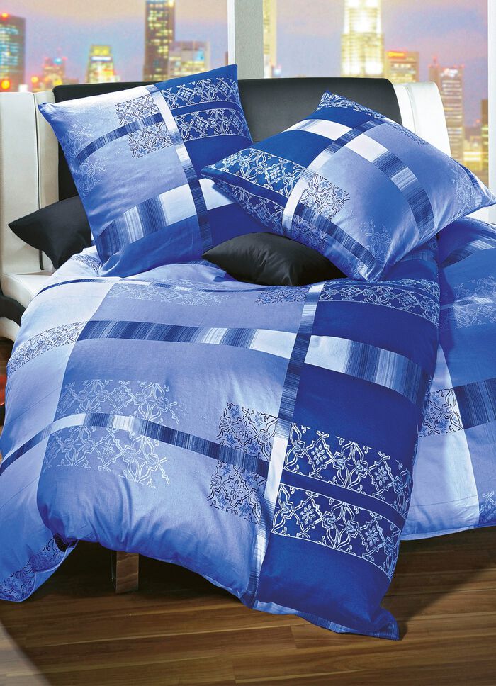 Topmodische Bettwäsche-Garnitur in pflegeleichten Qualitäten BLAU