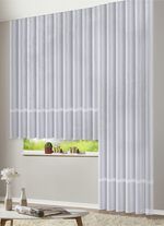 Blumenfenster-Store mit eingewebten Glanzstreifen 