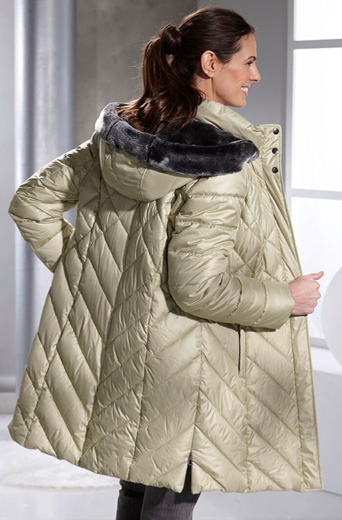 Daunen-Kurzmantel mit abnehmbarer Kapuze 