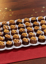 Edel-Walnusspralinen mit Marzipan 