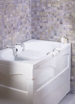 Praktischer Badewannensitz 