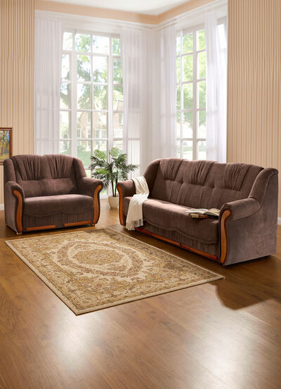 Polstermöbel mit angenehmem, hochflorigem Stoffbezug 