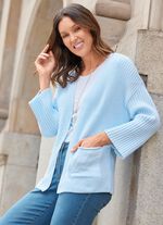 Strickjacke in Strukturmix 