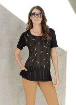 Shirt mit schwarzen Zierplättchen 