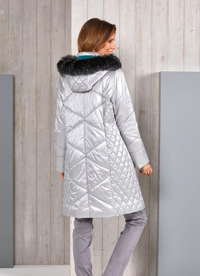 Kurzmantel mit smaragdgrünem Zierstepp 