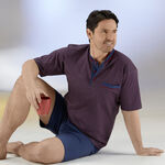 Shorty mit Knopfleiste und Brusttasche 