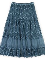 Stufenrock mit spezieller F&auml;rbetechnik 