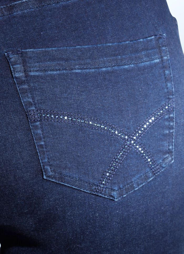 Superbequeme Jeans in 5-Pocket-Form 