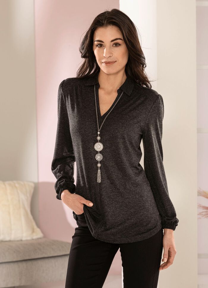 Poloshirt mit Kr&auml;uselung im Schulterbereich 