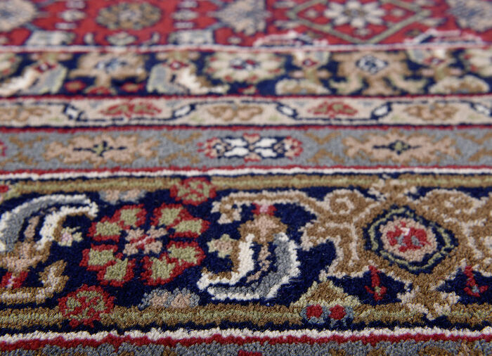 Handgeknüpfte Brücken, Teppiche und Galerien aus 100% Schurwolle ROT