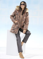 Jacke mit abnehmbarer Kapuze 