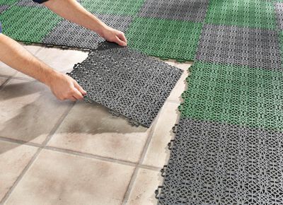 Witterungsbest&auml;ndige Terrassenfliesen mit Klicksystem 