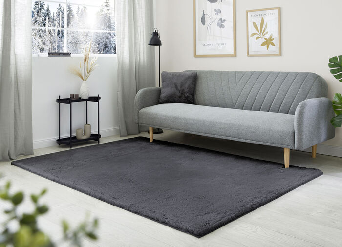 Brücken und Teppiche für ein Gefühl wie auf Wolken ANTHRAZIT