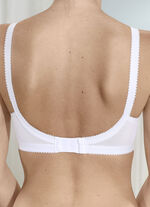 Playtex BH in Zauberkreuz-Schnittform WEISS
