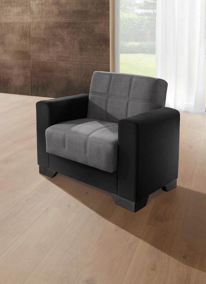 Moderne Polsterm&ouml;bel mit Zierkissen 