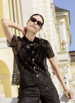 Spitzenbluse mit Hemdkragen 