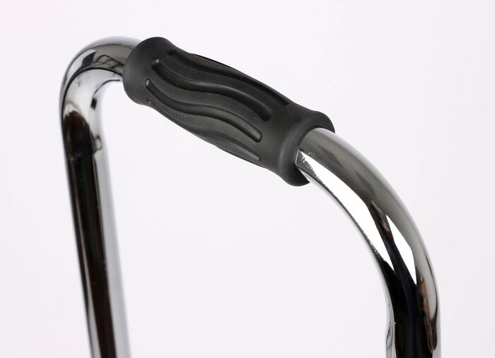 Trittstufe mit Haltegriff 