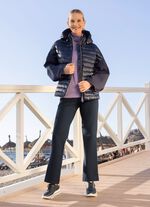 Jacke in trendaktuellem Materialmix 